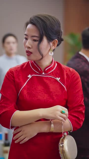 三个女儿把老妈宠翻天（34集）好看短剧追不停