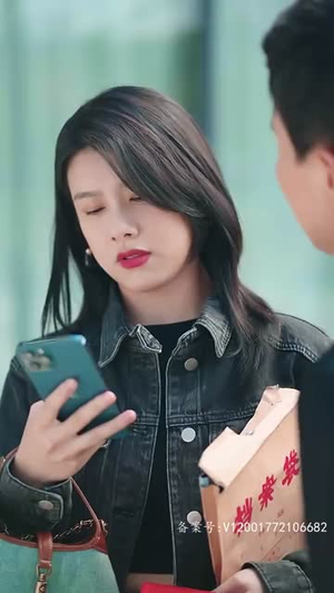 闪婚后我跟总裁互换了身体(80集) 闪婚后我跟总裁互换了身体(80集)第一集