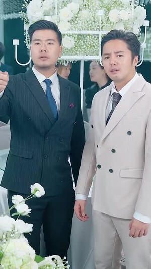 断绝关系后养女哭着叫爸爸（82集）热播短剧分享