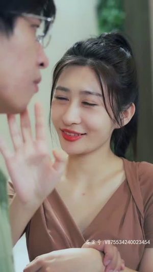 我和房东的秘密，我的美女室友，这个房客不一般（合集）精彩连连免费看