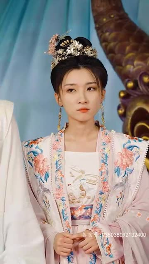 从执掌教坊司到坐拥天下（100集）爆火短剧追不停