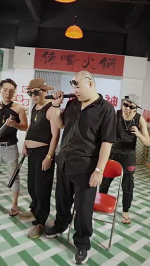 千古圣皇闯龙都（99集）最热短剧抢先看