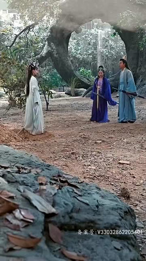 女魔头死后成了修真派团宠（80集）爆火短剧推荐