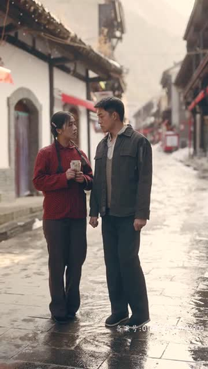 穿越七零糙汉老公双开门 99集最火短剧热播中