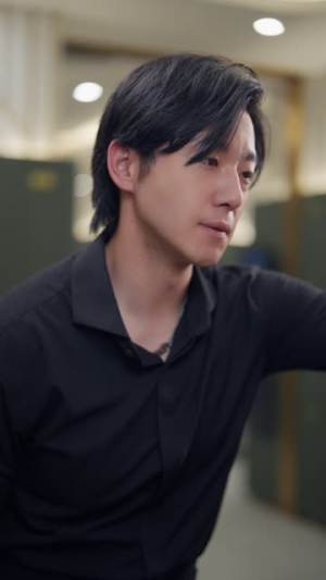 离婚后大佬夫人捅破天(40集未完) 离婚后大佬夫人捅破天(40集未完)热门短剧免费看