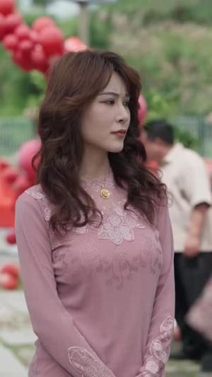 农村里飞出金凤凰(68集) 农村里飞出金凤凰(68集)好看的短剧推荐