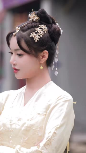 新版:王妃她又美又飒(103集) 新版:王妃她又美又飒(103集)好看短剧推荐