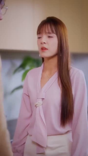 漫画里的秘密（90集）上热门短剧