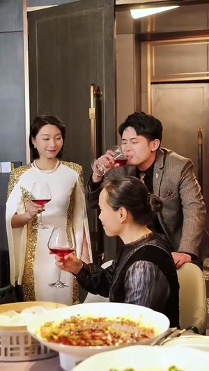 义大于天（25集）第一集