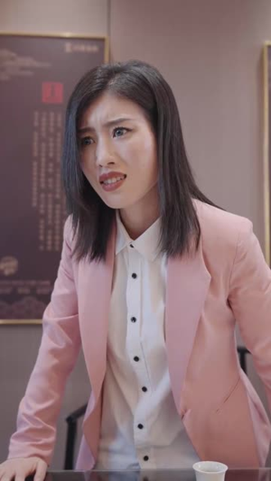 当草根遇见进化系统（104集） 热门短剧抢先看