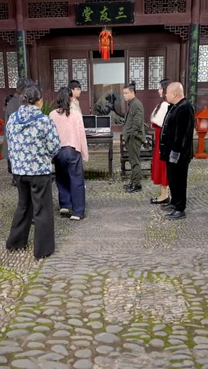 拆红包(30集) 拆红包(30集)短剧解说热门