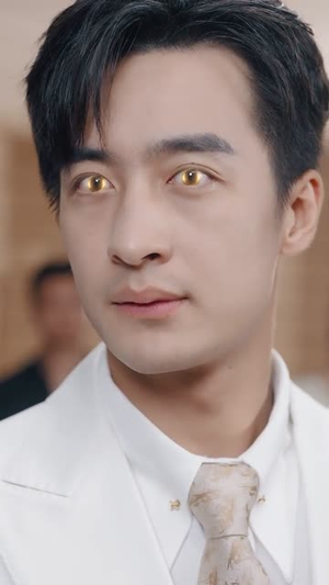 透视狂少（71集）热门短剧追不停