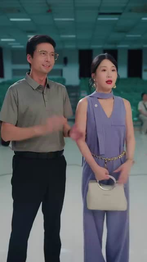 五十岁逆袭广场舞天后 (53集) 最新上映的短剧