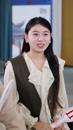 末日换亲，我还是救世主 (61集) 热门短剧榜单